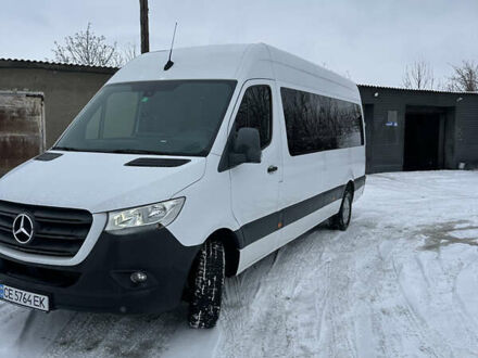 Белый Мерседес Sprinter, объемом двигателя 3 л и пробегом 408 тыс. км за 38714 $, фото 1 на Automoto.ua