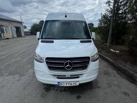 Белый Мерседес Sprinter, объемом двигателя 2.2 л и пробегом 420 тыс. км за 26500 $, фото 1 на Automoto.ua