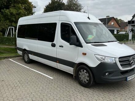Белый Мерседес Sprinter, объемом двигателя 2.14 л и пробегом 470 тыс. км за 31000 $, фото 1 на Automoto.ua