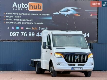 Белый Мерседес Sprinter, объемом двигателя 2.99 л и пробегом 293 тыс. км за 29999 $, фото 1 на Automoto.ua