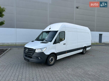 Белый Мерседес Sprinter, объемом двигателя 2.2 л и пробегом 360 тыс. км за 27000 $, фото 1 на Automoto.ua
