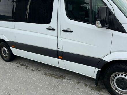 Белый Мерседес Sprinter, объемом двигателя 0 л и пробегом 300 тыс. км за 43000 $, фото 1 на Automoto.ua