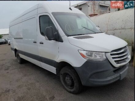 Белый Мерседес Sprinter, объемом двигателя 3 л и пробегом 332 тыс. км за 29500 $, фото 1 на Automoto.ua