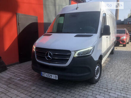 Белый Мерседес Sprinter, объемом двигателя 2.14 л и пробегом 240 тыс. км за 31600 $, фото 1 на Automoto.ua