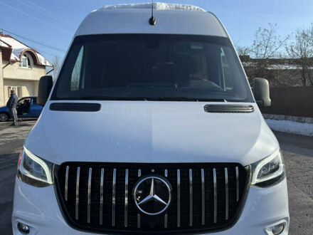 Мерседес Sprinter 2019 в Ужгороде на Automoto.ua Белый Мерседес Sprinter, объемом двигателя 3 л и пробегом 2 тыс. км за 37500 $, фото 1 на Automoto.ua