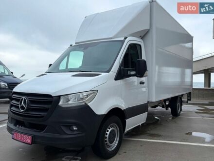 Белый Мерседес Sprinter, объемом двигателя 2.2 л и пробегом 330 тыс. км за 25999 $, фото 1 на Automoto.ua