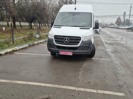 Белый Мерседес Sprinter, объемом двигателя 2.2 л и пробегом 186 тыс. км за 30900 $, фото 1 на Automoto.ua