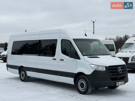 Белый Мерседес Sprinter, объемом двигателя 2.14 л и пробегом 273 тыс. км за 47000 $, фото 1 на Automoto.ua