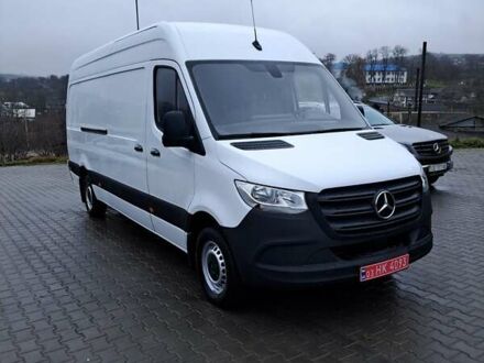 Белый Мерседес Sprinter, объемом двигателя 22 л и пробегом 256 тыс. км за 24500 $, фото 1 на Automoto.ua