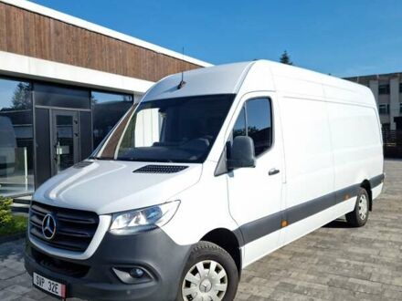 Белый Мерседес Sprinter, объемом двигателя 2.2 л и пробегом 316 тыс. км за 24999 $, фото 1 на Automoto.ua