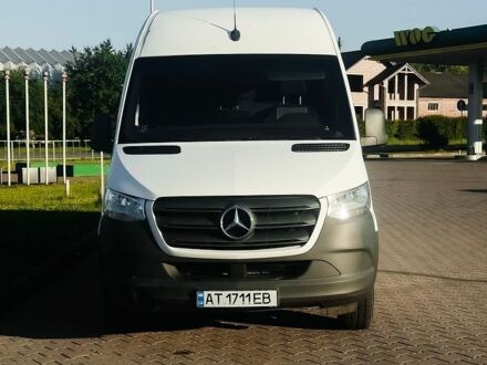 Белый Мерседес Sprinter, объемом двигателя 2.14 л и пробегом 367 тыс. км за 26000 $, фото 1 на Automoto.ua