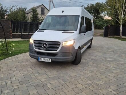 Белый Мерседес Sprinter, объемом двигателя 2.14 л и пробегом 202 тыс. км за 39500 $, фото 1 на Automoto.ua