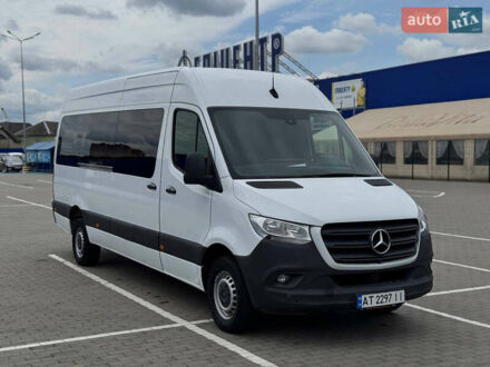Белый Мерседес Sprinter, объемом двигателя 2.2 л и пробегом 249 тыс. км за 33300 $, фото 1 на Automoto.ua