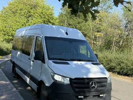 Белый Мерседес Sprinter, объемом двигателя 2.14 л и пробегом 125 тыс. км за 31999 $, фото 1 на Automoto.ua