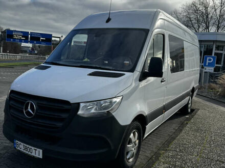 Белый Мерседес Sprinter, объемом двигателя 2.14 л и пробегом 340 тыс. км за 37000 $, фото 1 на Automoto.ua