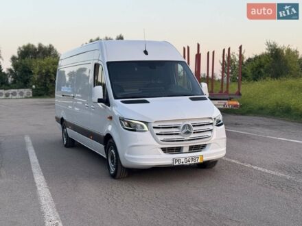 Белый Мерседес Sprinter, объемом двигателя 2.14 л и пробегом 261 тыс. км за 24900 $, фото 1 на Automoto.ua