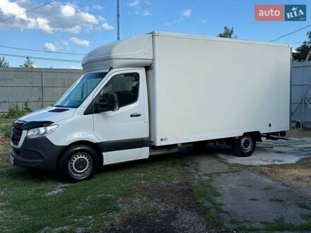 Белый Мерседес Sprinter, объемом двигателя 2.2 л и пробегом 223 тыс. км за 26417 $, фото 1 на Automoto.ua