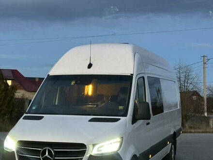 Білий Мерседес Sprinter, об'ємом двигуна 2.2 л та пробігом 215 тис. км за 64170 $, фото 1 на Automoto.ua