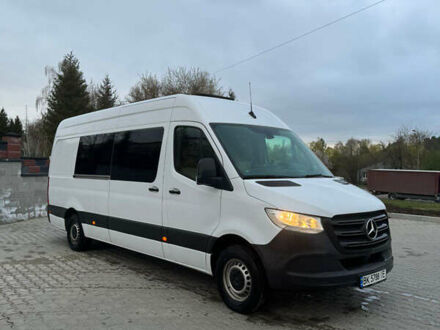 Белый Мерседес Sprinter, объемом двигателя 2.14 л и пробегом 355 тыс. км за 31500 $, фото 1 на Automoto.ua