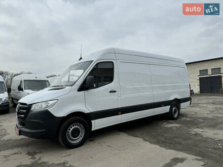 Мерседес Sprinter 2019 в Ровно на Automoto.ua Белый Мерседес Sprinter, объемом двигателя 3 л и пробегом 296 тыс. км за 33900 $, фото 1 на Automoto.ua