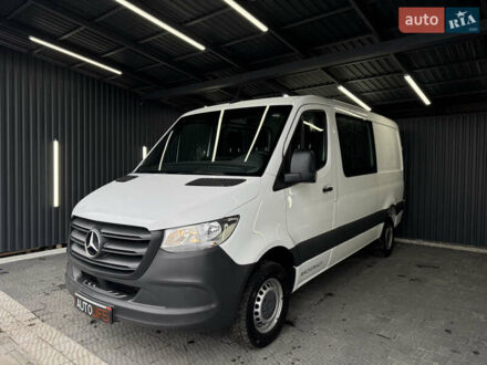 Белый Мерседес Sprinter, объемом двигателя 2.14 л и пробегом 85 тыс. км за 26500 $, фото 1 на Automoto.ua