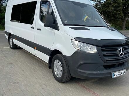 Белый Мерседес Sprinter, объемом двигателя 2.14 л и пробегом 240 тыс. км за 32500 $, фото 1 на Automoto.ua