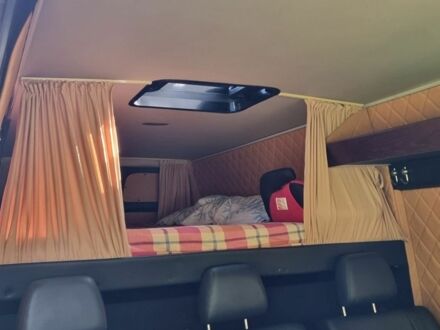 Белый Мерседес Sprinter, объемом двигателя 3 л и пробегом 555 тыс. км за 35500 $, фото 1 на Automoto.ua
