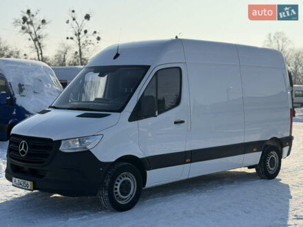 Белый Мерседес Sprinter, объемом двигателя 2.1 л и пробегом 239 тыс. км за 19900 $, фото 1 на Automoto.ua