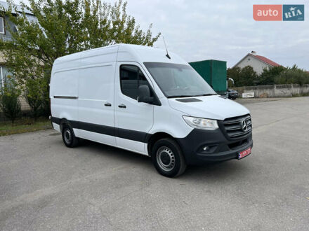 Белый Мерседес Sprinter, объемом двигателя 2.2 л и пробегом 237 тыс. км за 23500 $, фото 1 на Automoto.ua