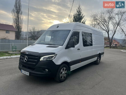 Белый Мерседес Sprinter, объемом двигателя 2.2 л и пробегом 370 тыс. км за 31999 $, фото 1 на Automoto.ua
