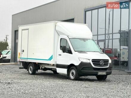 Белый Мерседес Sprinter, объемом двигателя 2.2 л и пробегом 200 тыс. км за 25900 $, фото 1 на Automoto.ua