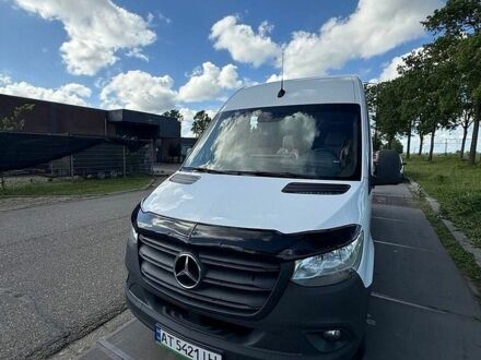 Білий Мерседес Sprinter, об'ємом двигуна 2.14 л та пробігом 260 тис. км за 35694 $, фото 1 на Automoto.ua