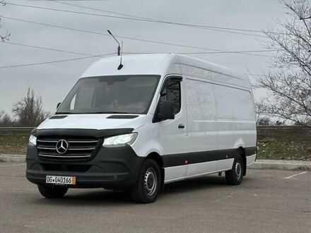 Белый Мерседес Sprinter, объемом двигателя 2.14 л и пробегом 320 тыс. км за 27500 $, фото 1 на Automoto.ua