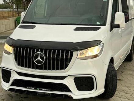 Мерседес Sprinter 2019 в Черновцах на Automoto.ua Белый Мерседес Sprinter, объемом двигателя 2.14 л и пробегом 289 тыс. км за 29999 $, фото 1 на Automoto.ua