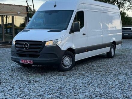 Белый Мерседес Sprinter, объемом двигателя 3 л и пробегом 300 тыс. км за 33000 $, фото 1 на Automoto.ua