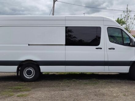 Білий Мерседес Sprinter, об'ємом двигуна 2.99 л та пробігом 680 тис. км за 25000 $, фото 1 на Automoto.ua