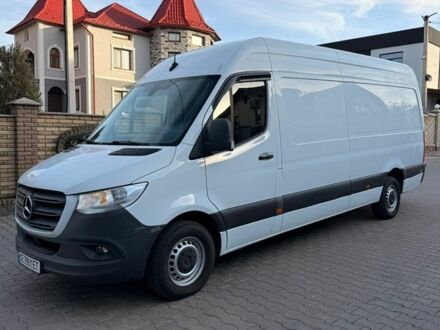 Белый Мерседес Sprinter, объемом двигателя 3 л и пробегом 316 тыс. км за 34400 $, фото 1 на Automoto.ua