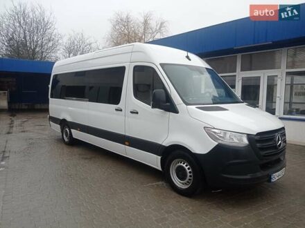 Белый Мерседес Sprinter, объемом двигателя 1.95 л и пробегом 200 тыс. км за 35000 $, фото 1 на Automoto.ua