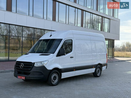 Белый Мерседес Sprinter, объемом двигателя 2.2 л и пробегом 233 тыс. км за 24900 $, фото 1 на Automoto.ua