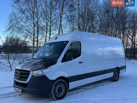 Белый Мерседес Sprinter, объемом двигателя 2.2 л и пробегом 200 тыс. км за 24950 $, фото 1 на Automoto.ua