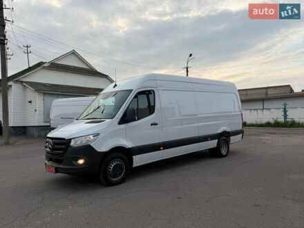 Белый Мерседес Sprinter, объемом двигателя 2.2 л и пробегом 286 тыс. км за 36900 $, фото 1 на Automoto.ua