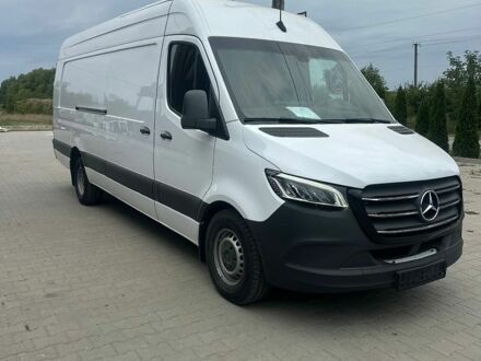 Белый Мерседес Sprinter, объемом двигателя 3 л и пробегом 452 тыс. км за 36500 $, фото 1 на Automoto.ua