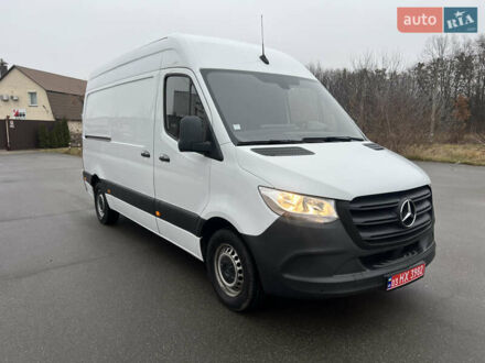 Белый Мерседес Sprinter, объемом двигателя 2.2 л и пробегом 250 тыс. км за 20555 $, фото 1 на Automoto.ua