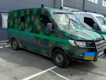 Белый Мерседес Sprinter, объемом двигателя 0 л и пробегом 302 тыс. км за 33047 $, фото 1 на Automoto.ua