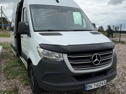 Белый Мерседес Sprinter, объемом двигателя 2.2 л и пробегом 440 тыс. км за 30000 $, фото 1 на Automoto.ua
