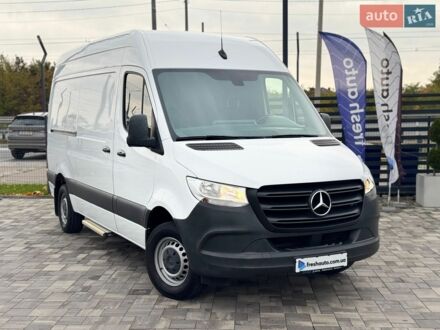 Белый Мерседес Sprinter, объемом двигателя 2.2 л и пробегом 228 тыс. км за 27900 $, фото 1 на Automoto.ua
