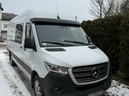 Білий Мерседес Sprinter, об'ємом двигуна 2.99 л та пробігом 300 тис. км за 49500 $, фото 1 на Automoto.ua