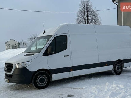 Белый Мерседес Sprinter, объемом двигателя 2.2 л и пробегом 200 тыс. км за 25700 $, фото 1 на Automoto.ua