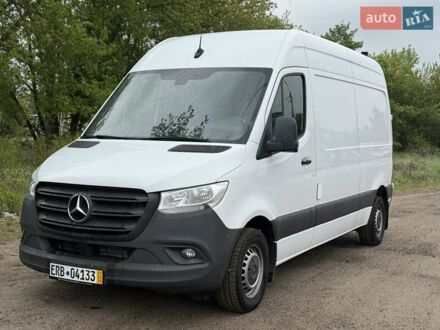 Мерседес Sprinter 2020 в Киеве на Automoto.ua Белый Мерседес Sprinter, объемом двигателя 2.14 л и пробегом 177 тыс. км за 22900 $, фото 1 на Automoto.ua