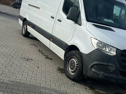 Мерседес Sprinter 2020 в Коломые на Automoto.ua Белый Мерседес Sprinter, объемом двигателя 2.14 л и пробегом 327 тыс. км за 21800 $, фото 1 на Automoto.ua
